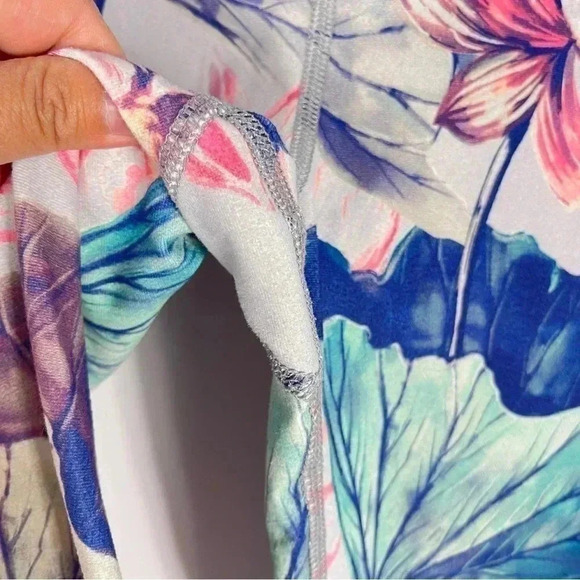 ❤️ Evolution and Creation Pants Womens Large Capri Floral Active Yoga Leggings - Picture 4 of 5